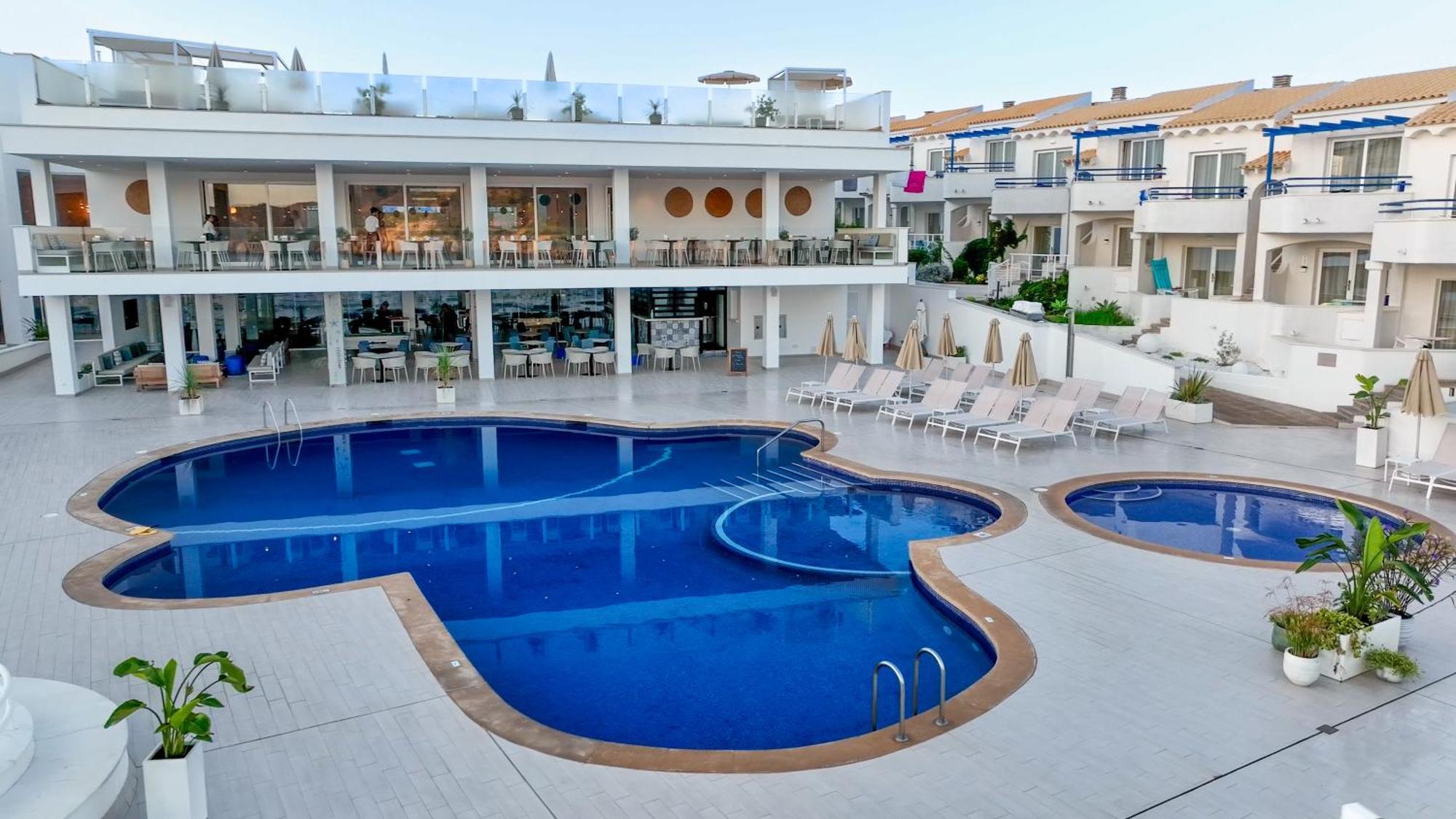 Parque Nereida Suites Hotel Cala Ratjada  Exterior photo